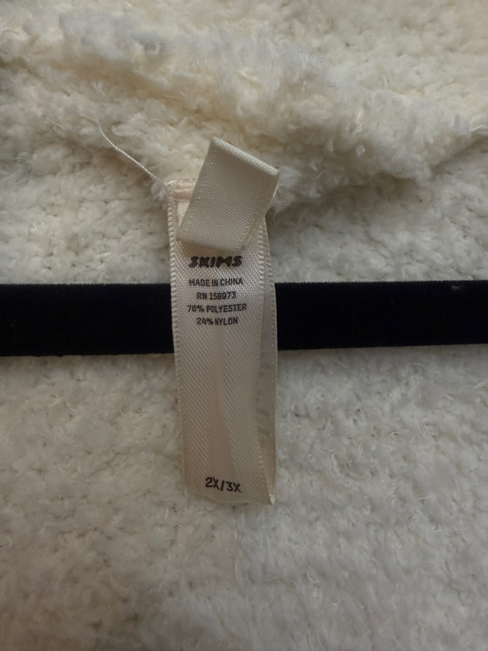 Skims Cozy Robe - Picture 3 of 3